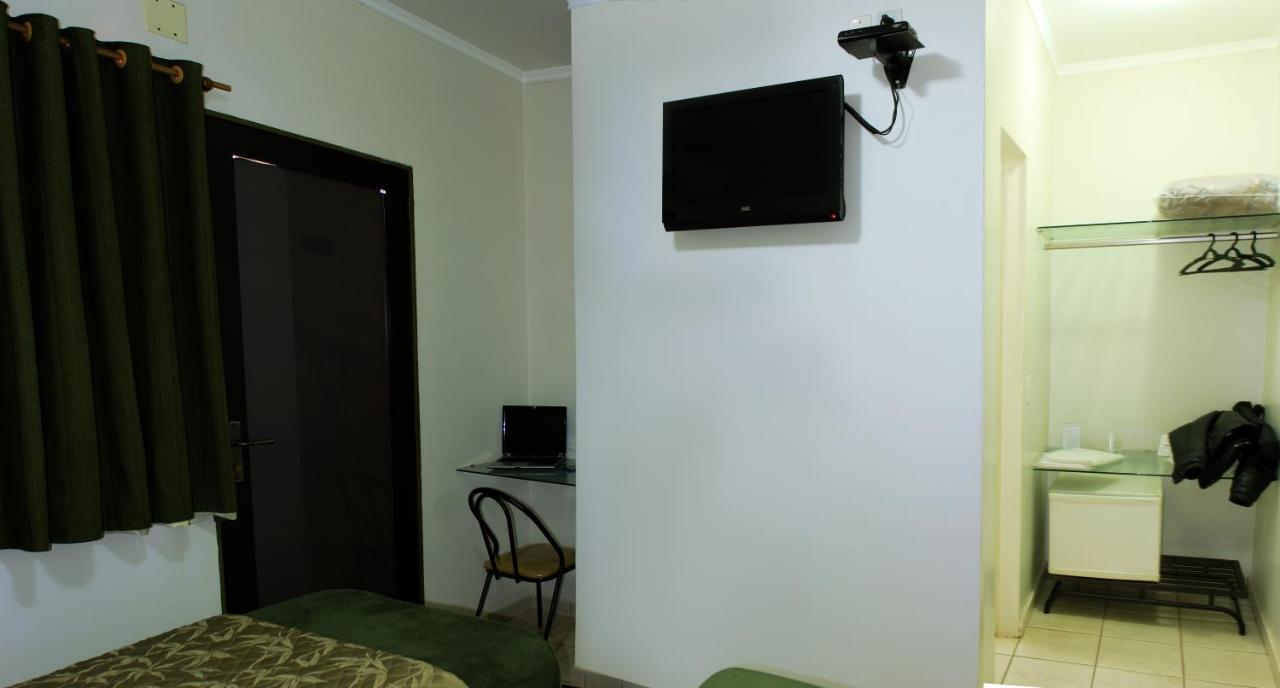 Vancouver Hotel- 500 Metros Rodovia Anhanguera Ribeirão Preto